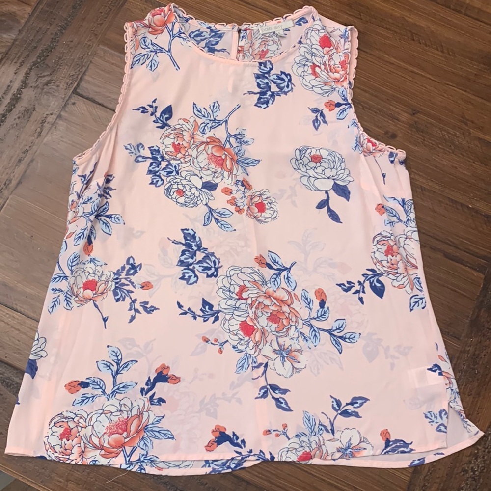 Sleeveless floral top
